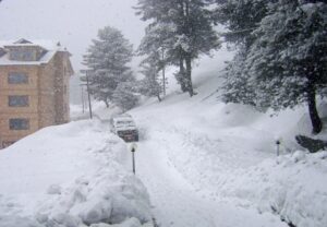 ammu and Kashmir snowfall