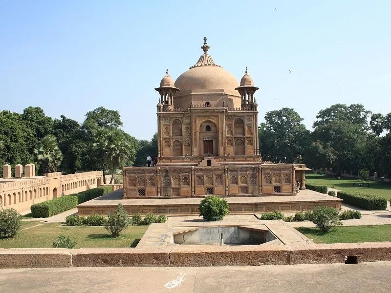 Khusro Bagh