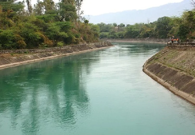 Sirhind Feeder