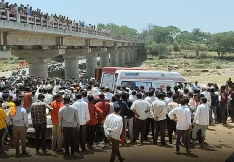 ਬੋਲੇਰੋ ਕਾਰ