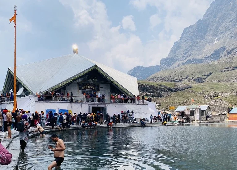Sri Hemkunt Sahib