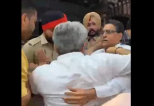 ਭਾਰਤ ਭੂਸ਼ਣ ਆਸ਼ੂ