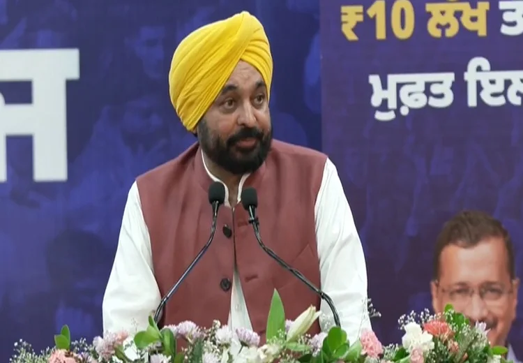 ਮੁੱਖ ਮੰਤਰੀ ਸਿਹਤ ਬੀਮਾ ਯੋਜਨਾ 'ਚ ਵੱਡਾ ਬਦਲਾਅ, ਪਿੱਤੇ ਦੀ ਪੱਥਰੀ ਦਾ ਆਪ੍ਰੇਸ਼ਨ ਹੁਣ ਸਿਰਫ਼ ਸਰਕਾਰੀ ਹਸਪਤਾਲਾਂ ਵਿੱਚ ਪੰਜਾਬ ਸਰਕਾਰ ਵੱਲੋਂ 'ਮੁੱਖ ਮੰਤਰੀ ਸਿਹਤ ਬੀਮਾ ਯੋਜਨਾ' ਦੀ ਸ਼ੁਰੂਆਤ, 10 ਲੱਖ ਰੁਪਏ ਤੱਕ ਦਾ ਮਿਲੇਗਾ ਮੁਫ਼ਤ ਇਲਾਜ