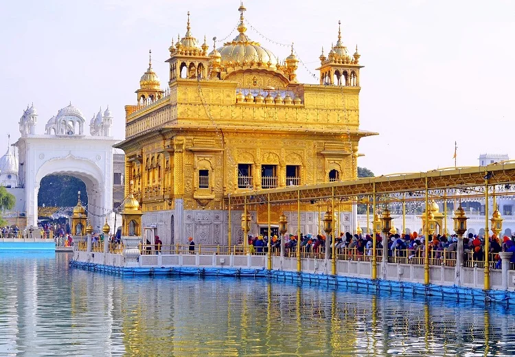 ਸ੍ਰੀ ਹਰਿਮੰਦਰ ਸਾਹਿਬ