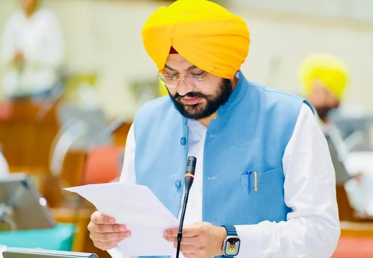 ਤਲਵਾੜਾ ਬੱਸ ਸਟੈਂਡ