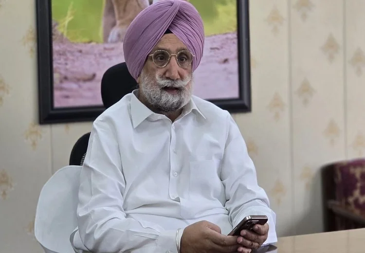 ਸੁਖਜਿੰਦਰ ਸਿੰਘ ਰੰਧਾਵਾ