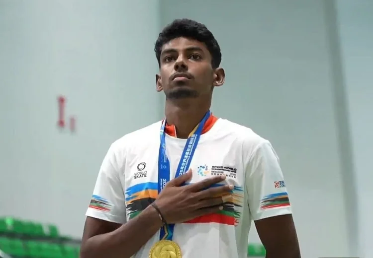 ਆਨੰਦਕੁਮਾਰ ਵੇਲਕੁਮਾਰ