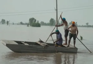 ਹੜ੍ਹ ਪੀੜਤ