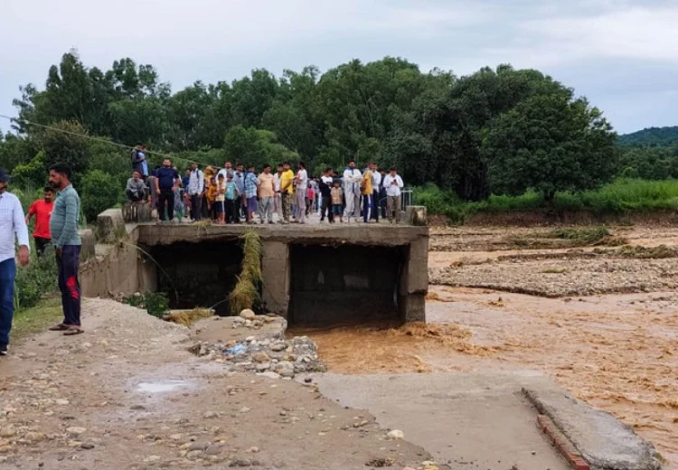 Cloudburst in Akhnoor