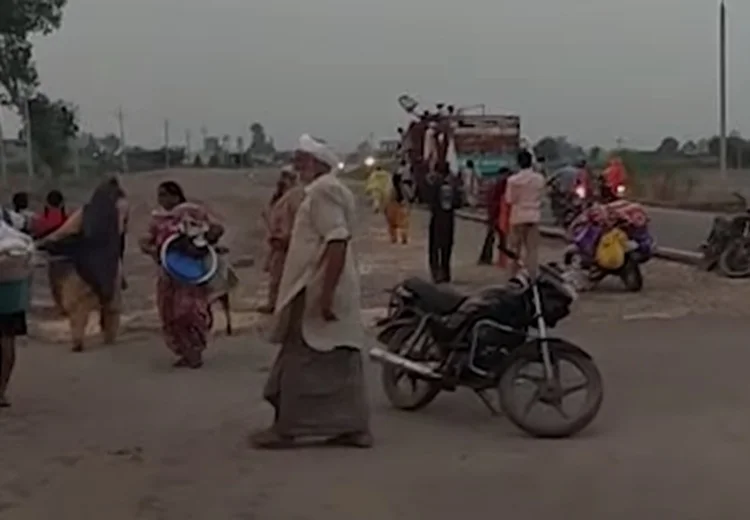 ਰਾਹਤ ਸਮੱਗਰੀ ਦੀ ਲੁੱਟ