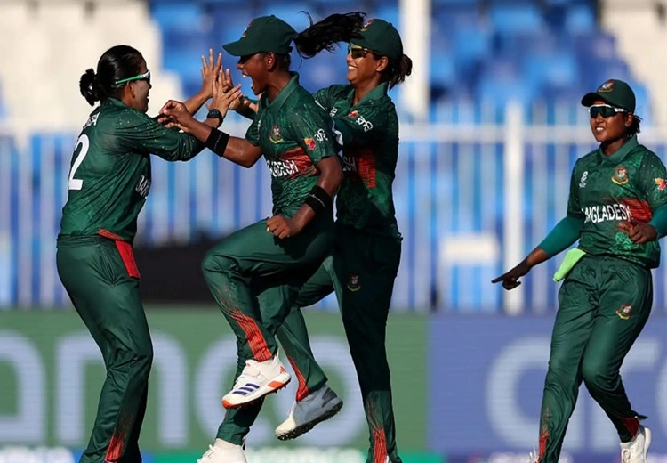 BAN W ਬਨਾਮ PAK W