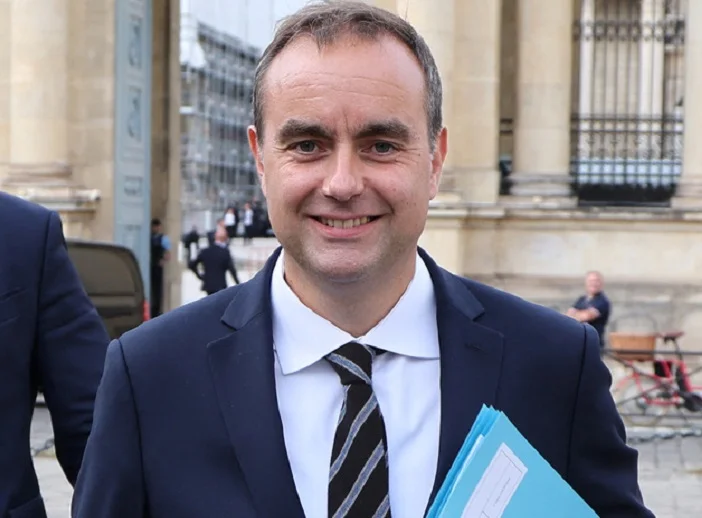 ਫਰਾਂਸ ਦੇ ਪ੍ਰਧਾਨ ਮੰਤਰੀ ਅਸਤੀਫਾ