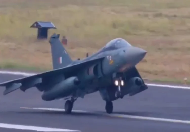 fighter aircraft Tejas