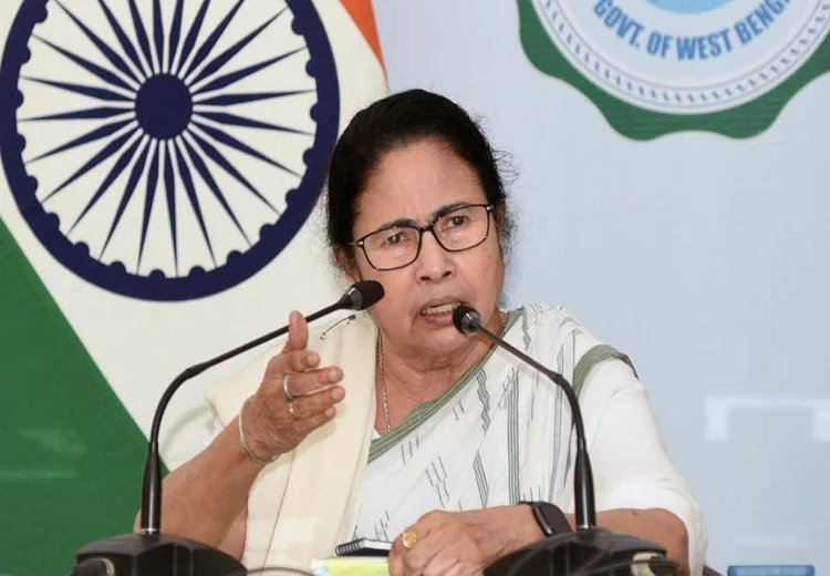 CM Mamata Banerjee