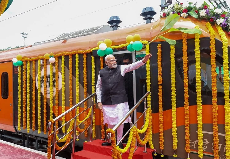 ਵੰਦੇ ਭਾਰਤ ਟ੍ਰੇਨਾਂ