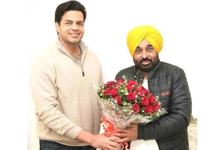 ਗੁਲਜ਼ਾਰ ਇੰਦਰ ਸਿੰਘ ਚਾਹਲ