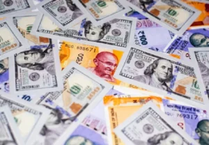 ਡਾਲਰ ਦੇ ਮੁਕਾਬਲੇ ਰੁਪਿਆ