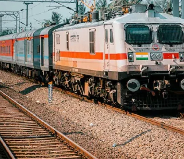 ਦੋ ਸਪੈਸ਼ਲ ਰੇਲਗੱਡੀਆਂ