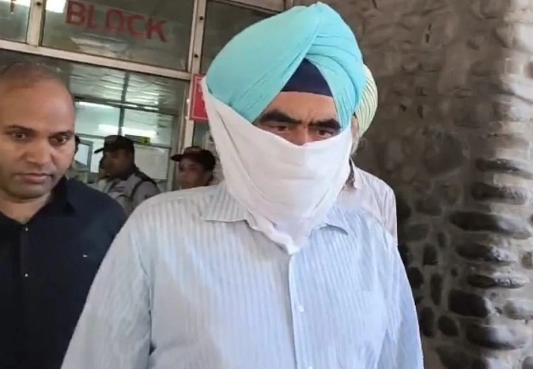 ਹਰਚਰਨ ਸਿੰਘ ਭੁੱਲਰ