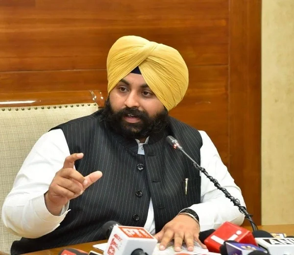 ਡਿਜੀਟਲਾਈਜ਼ੇਸ਼ਨ ਪ੍ਰੋਜੈਕਟ