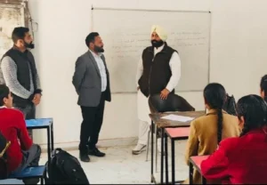 ਸਕੂਲ ਆਫ਼ ਐਮੀਨੈਂਸ