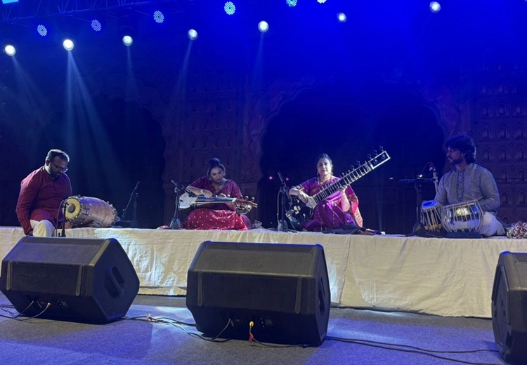 ਸ਼ਾਸਤਰੀ ਸੰਗੀਤ ਗਾਇਕਾ ਰੌਣਕਿਨੀ ਗੁਪਤਾ