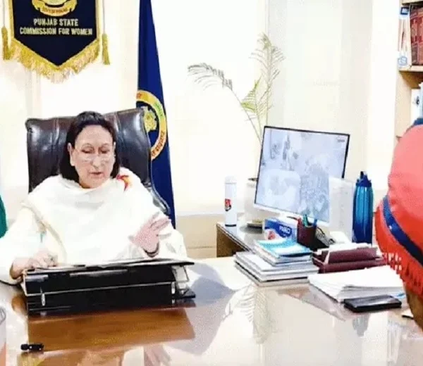 ਕਾਲੀ ਮਾਤਾ ਮੰਦਰ ਬਾਹਰ ਹੰਗਾਮਾ, ਮੱਥੇ ਟੇਕਣ ਆਈ&hellip;