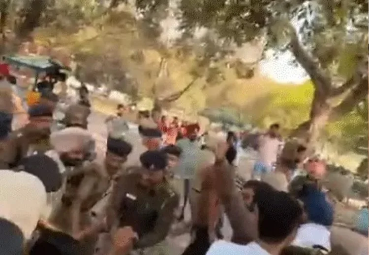 ਆਰਐਸਐਸ ਦੇ ਅਧਿਕਾਰੀ ਨੂੰ ਮੁੱਖ ਮਹਿਮਾਨ ਵਜੋਂ ਨਿਯੁਕਤ&hellip;