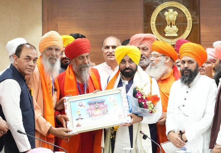 ਪ੍ਰਕਾਸ਼ ਪੁਰਬ