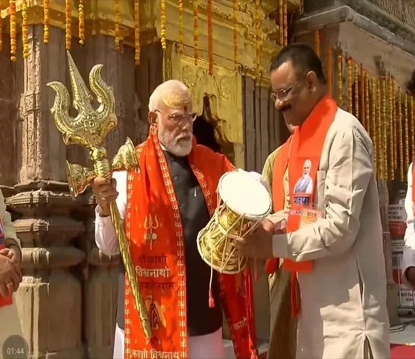 PM Modi Road Show: ਪ੍ਰਧਾਨ ਮੰਤਰੀ ਨਰਿੰਦਰ ਮੋਦੀ&hellip;