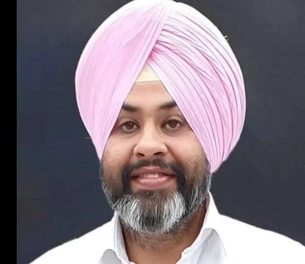 ਖੁਸ਼ਬਾਜ਼ ਜਟਾਣਾ