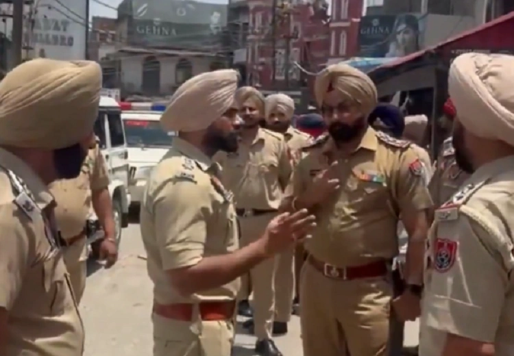 ਪੰਜਾਬ ਪੁਲਿਸ ਦੀ ਛਾਪੇਮਾਰੀ