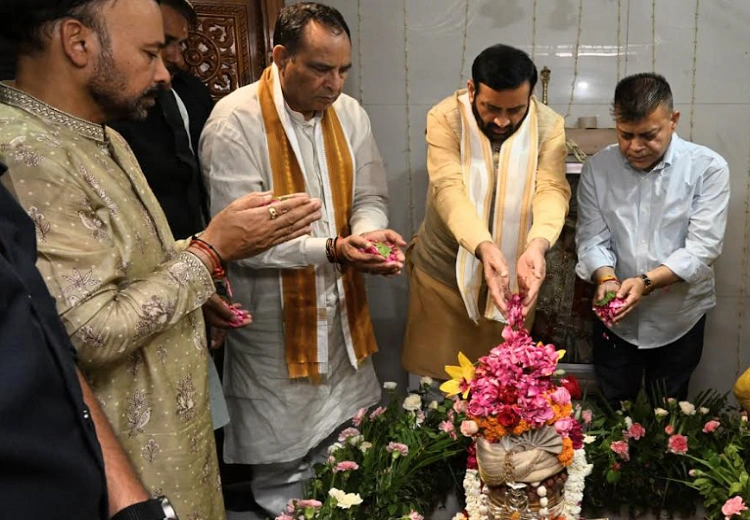Shri Amriteshwar Mahotsav