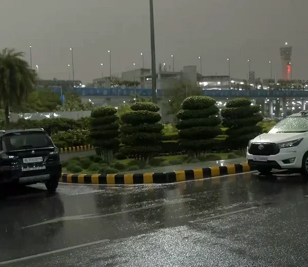 Delhi weather News