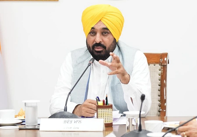 ਸਰਕਾਰੀ ਅਫ਼ਸਰਾਂ ਦੇ ਤਬਾਦਲੇ
