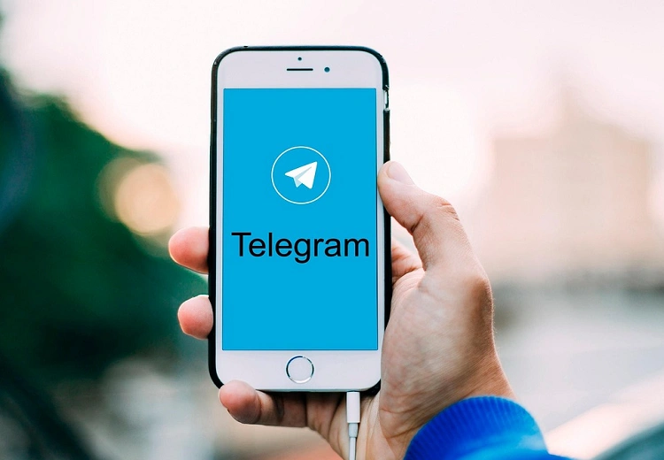 Telegram blocks news