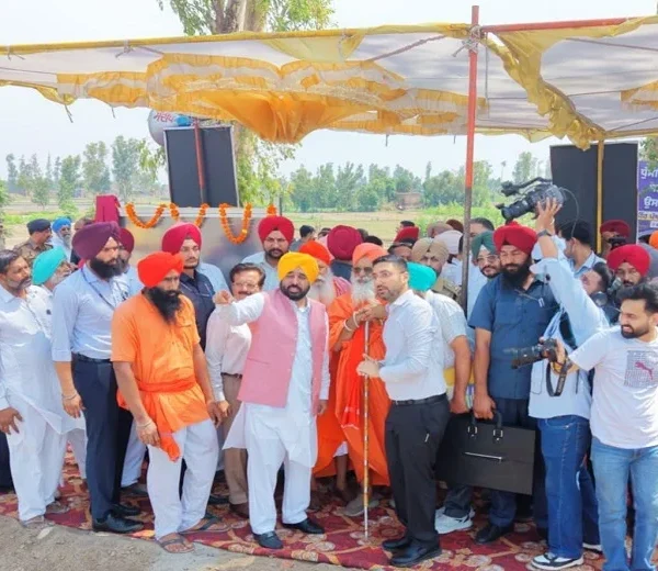 ਵਿਰੋਧੀ ਪਾਰਟੀਆਂ ਦੇ ਉਲਟ, ਅਸੀਂ ਝੂਠੇ ਵਾਅਦੇ ਨਹੀਂ…