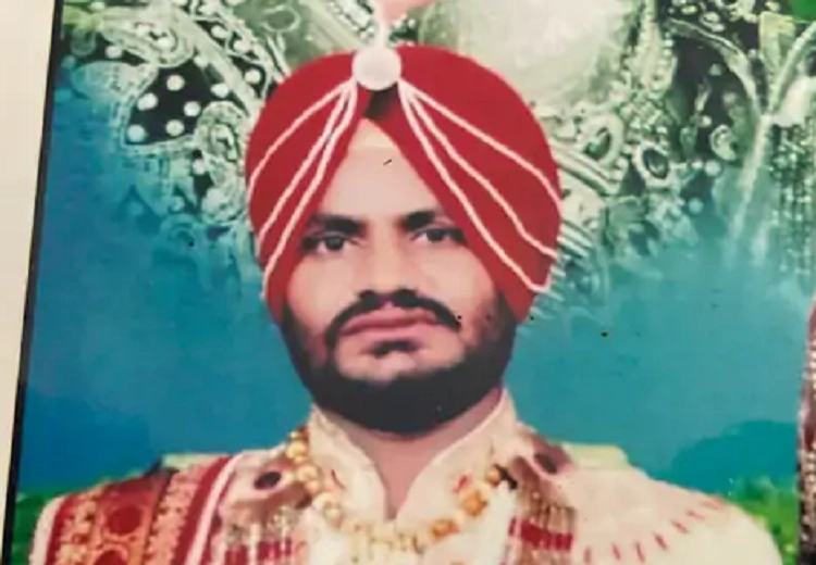 ਫ਼ੌਜੀ ਵੱਲੋਂ ਖੁਦਕੁਸ਼ੀ