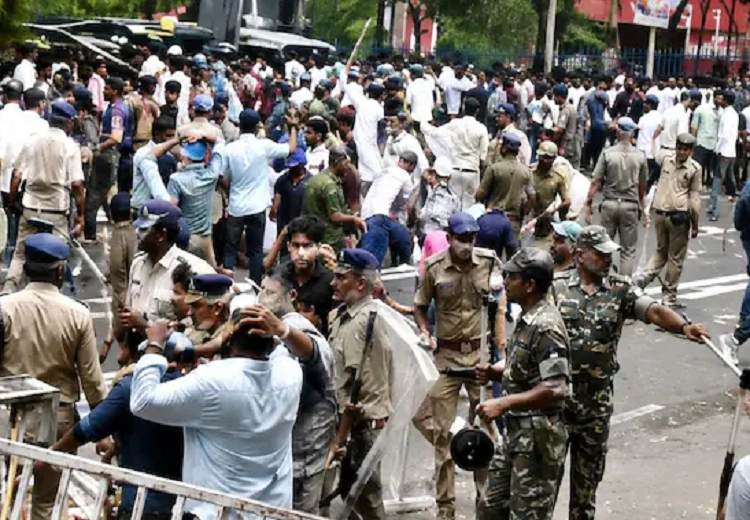 students protest in Jharkhand